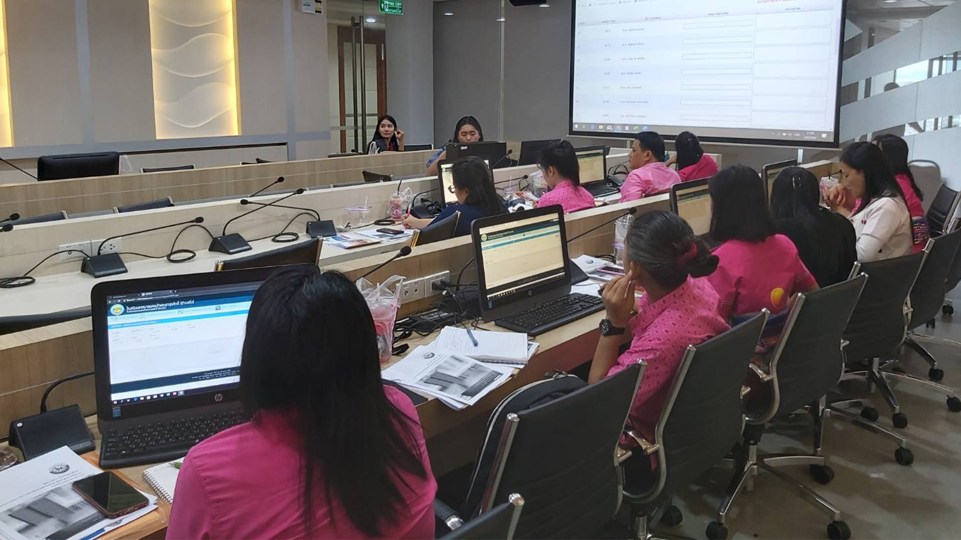 จัดอบรมการใช้งาน Software สำหรับลูกค้า