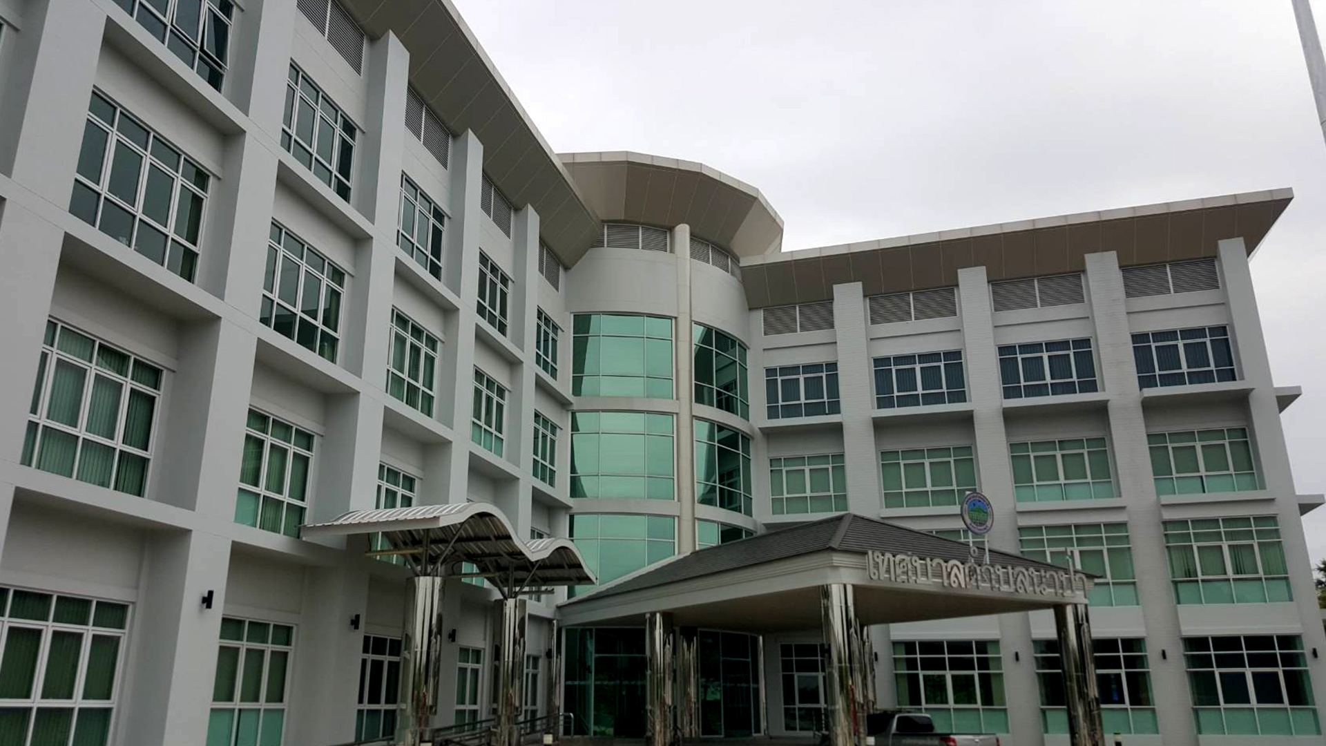 บริการให้คำปรึกษาพร้อมติดตั้งระบบ Network ภายในอาคาร