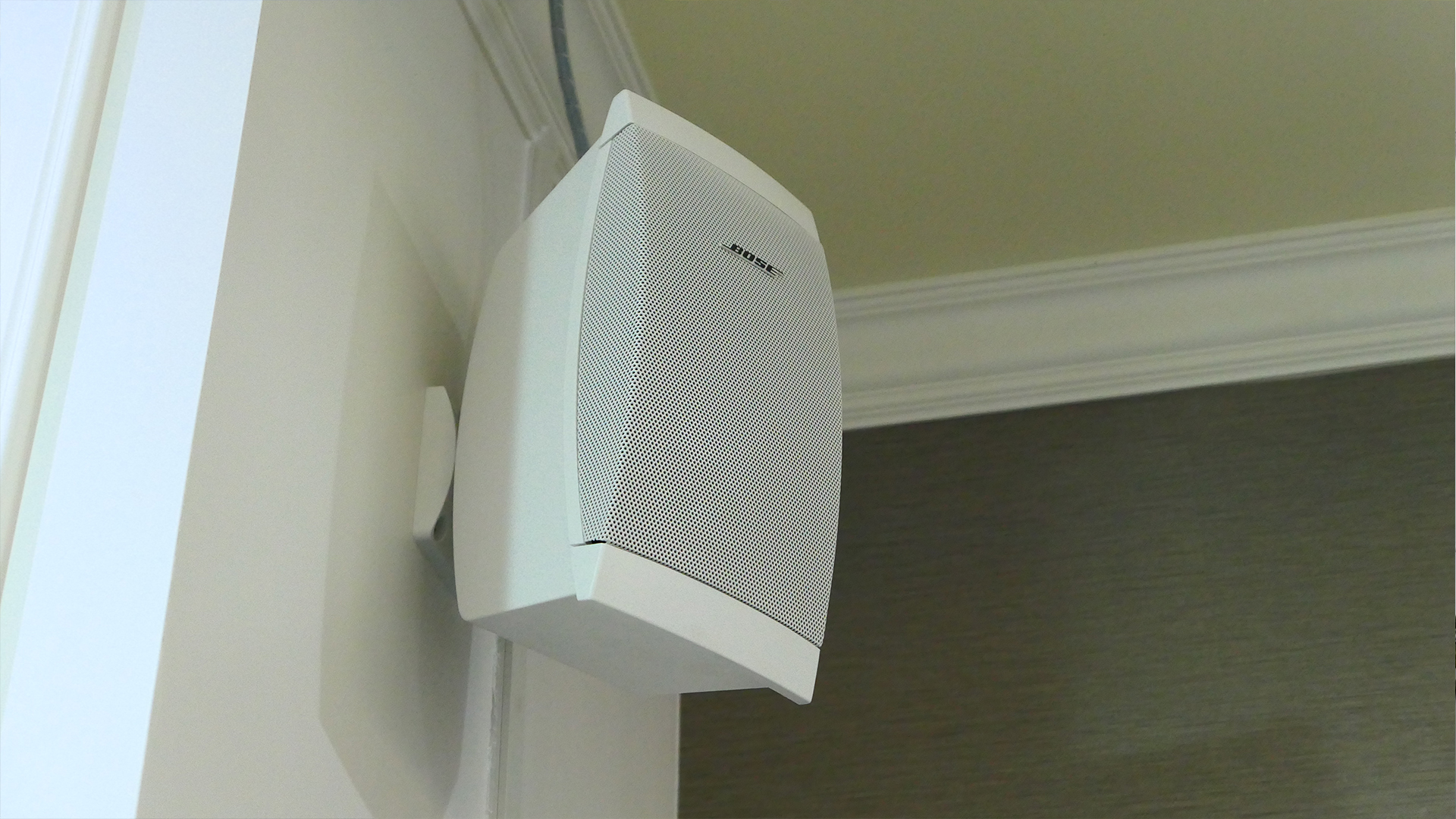 ออกแบบระบบสารสนเทศครบวงจรภายในห้องประชุม ให้กับหน่วยงานราชการ